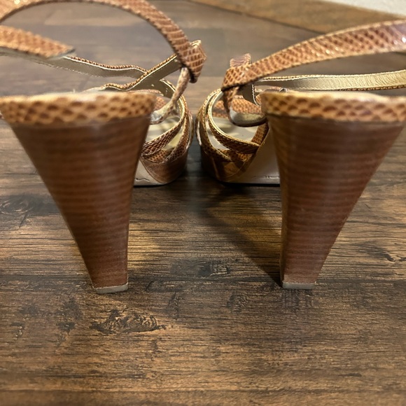 Via Spiga Brown/Tan Strappy Slingback Snakeskin Patterned Chunky Wood Heel SZ 6 - Picture 4 of 9